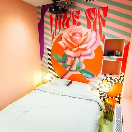 Capsule Flower - Balneo - Cinema - Billard - Nintendo Switch - Centre * 몽스