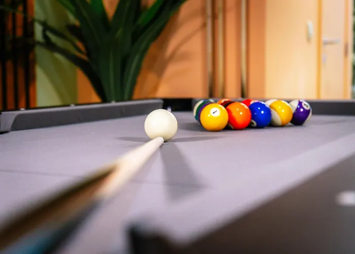 Capsule Flower - Balneo - Cinema - Billard - Nintendo Switch - Centre * Mons